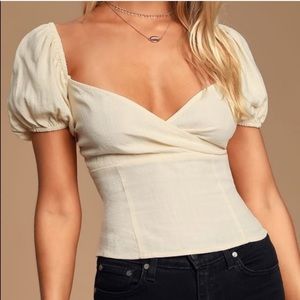 Lulu’s puff sleeve cream top with lace back